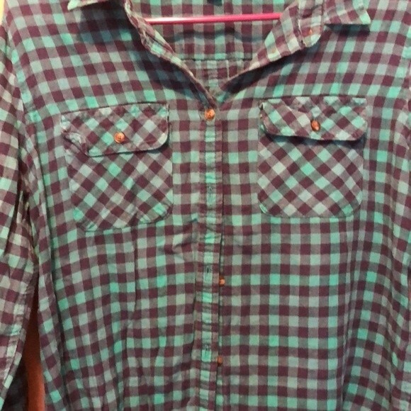 American eagle green and blue checkered button up size large - Picture 3 of 7